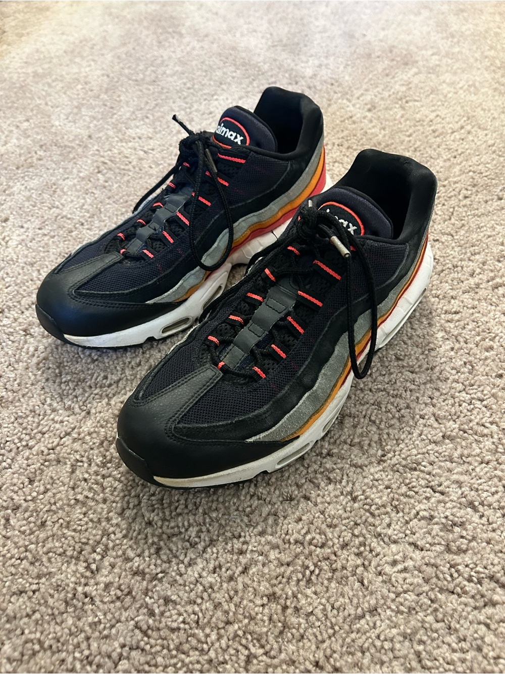 Nike Air Max 95 Essential Black Sneakers Ocean Cube Men’s Size 11 AT9865